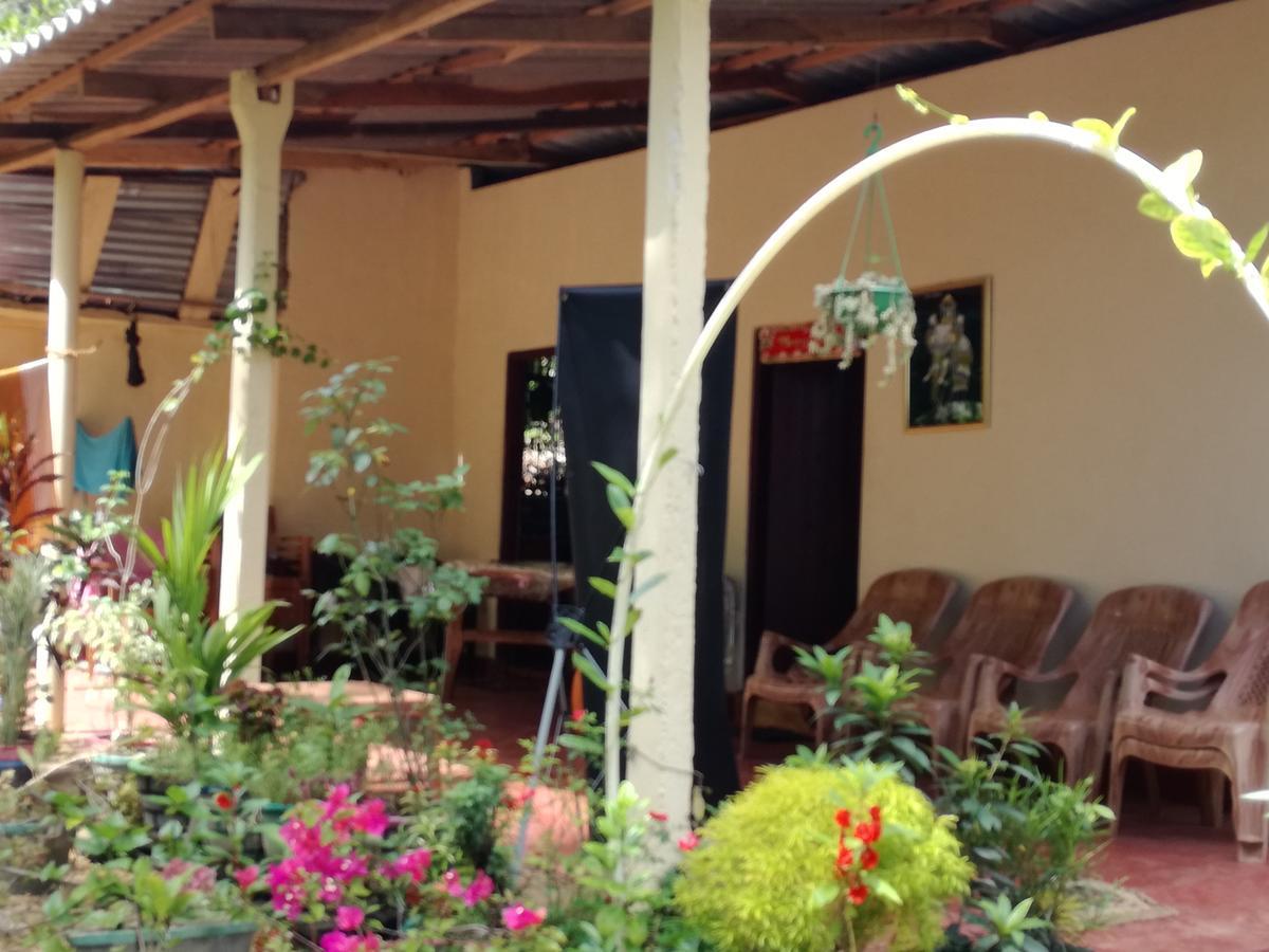 Pinthu Home Stay Sigiriya Ngoại thất bức ảnh